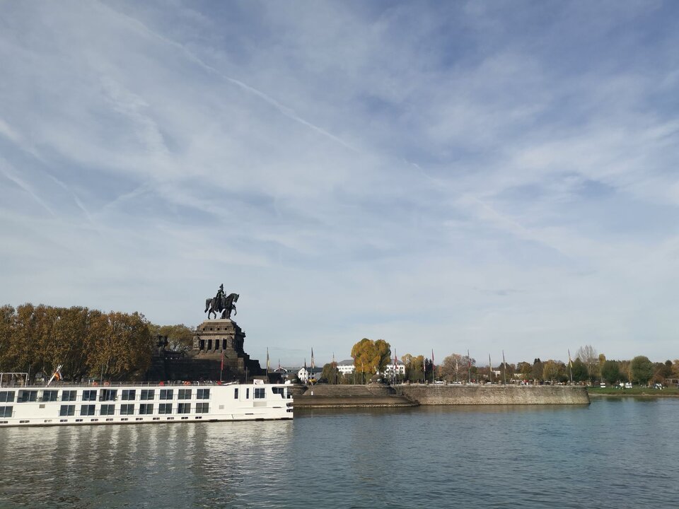 Charterfahrt auf dem Rhein – ein Mitarbeitendenevent der ganz besonderen Art